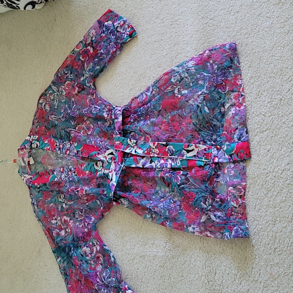 NEW. Colorful lace robe. Made in USA.